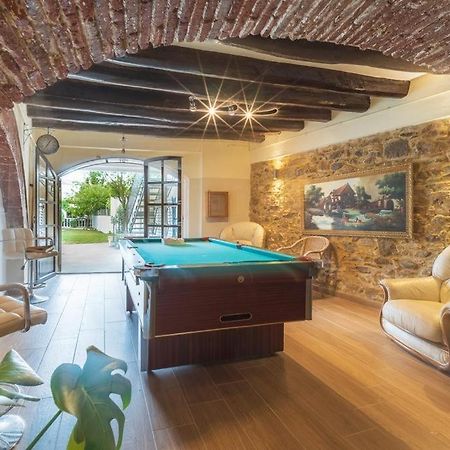 Newly Renovated Large Villa With Garden Кастельон-де-Ампуриас Экстерьер фото