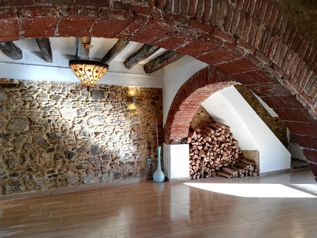 Newly Renovated Large Villa With Garden Кастельон-де-Ампуриас Экстерьер фото